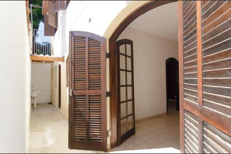 Casa para alugar com 148m², 3 quartos e sem vagaÁrea de Serviço