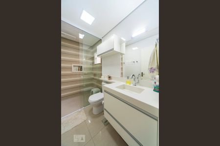 Casa à venda com 200m², 4 quartos e 2 vagasBanheiro do Quarto 4