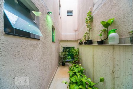 Casa à venda com 200m², 4 quartos e 2 vagasJardim de inverno 