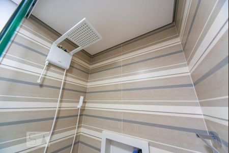 Casa à venda com 200m², 4 quartos e 2 vagasChuveiro