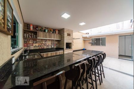 Casa à venda com 200m², 4 quartos e 2 vagasÁrea Gourmet 