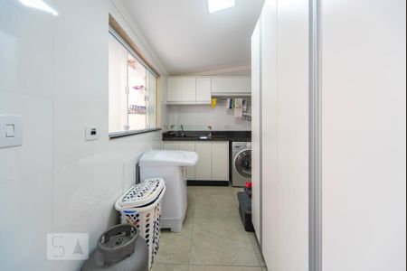 Casa à venda com 200m², 4 quartos e 2 vagasÁrea de Serviço