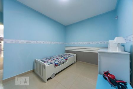 Casa à venda com 200m², 4 quartos e 2 vagasQuarto 2