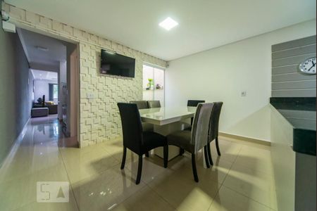 Casa à venda com 200m², 4 quartos e 2 vagasCopa