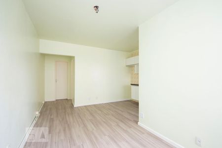 Sala de apartamento para alugar com 1 quarto, 45m² em São João, Porto Alegre