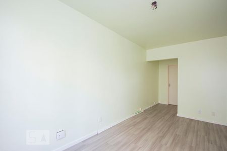 Sala de apartamento para alugar com 1 quarto, 45m² em São João, Porto Alegre