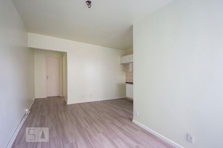 Sala de apartamento para alugar com 1 quarto, 45m² em São João, Porto Alegre
