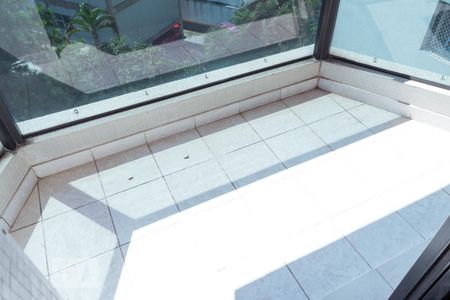 Apartamento para alugar com 120m², 3 quartos e 2 vagas Apartamento para alugar com 120m², 3 quartos e 2 vagasVaranda Suíte