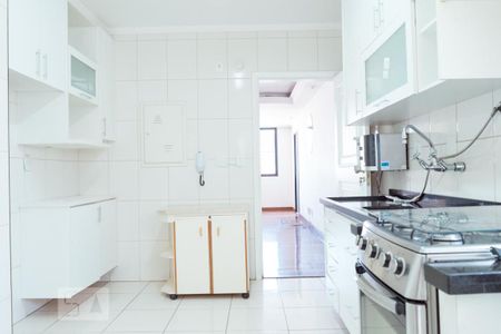 Apartamento para alugar com 120m², 3 quartos e 2 vagas Apartamento para alugar com 120m², 3 quartos e 2 vagasCozinha
