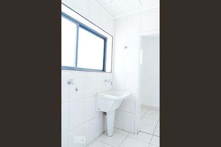 Apartamento para alugar com 120m², 3 quartos e 2 vagas Apartamento para alugar com 120m², 3 quartos e 2 vagasÁrea de serviço