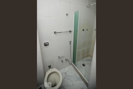 Banheiro de apartamento para alugar com 2 quartos, 62m² em Méier, Rio de Janeiro