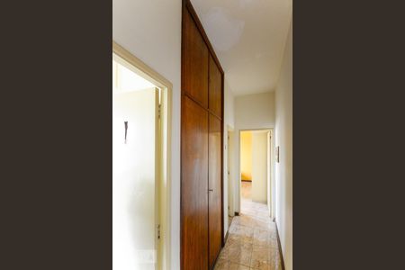 Apartamento à venda com 70m², 2 quartos e 1 vaga Apartamento à venda com 70m², 2 quartos e 1 vagaCorredor