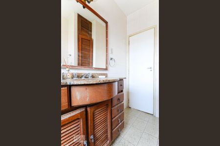 Apartamento à venda com 70m², 2 quartos e 1 vaga Apartamento à venda com 70m², 2 quartos e 1 vagaBanheiro