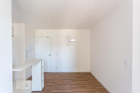 Sala de apartamento para alugar com 2 quartos, 48m² em Presidente Altino, Osasco