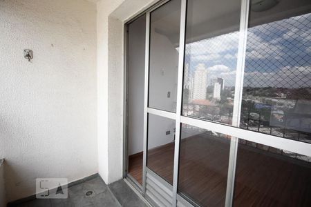 varanda de apartamento para alugar com 2 quartos, 70m² em Vila Alexandria, São Paulo