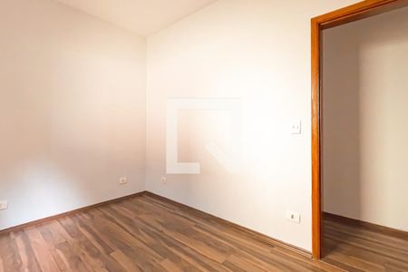 Casa à venda com 180m², 3 quartos e 6 vagasQuarto 2