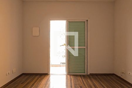 Casa à venda com 180m², 3 quartos e 6 vagasSuíte