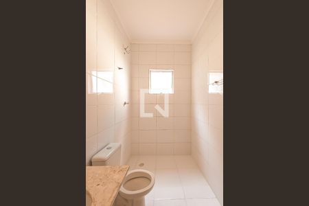 Casa à venda com 180m², 3 quartos e 6 vagasBanheiro