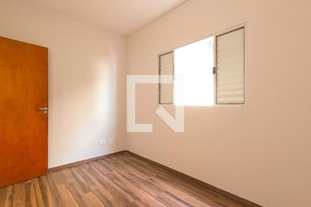 Casa à venda com 180m², 3 quartos e 6 vagasQuarto 2