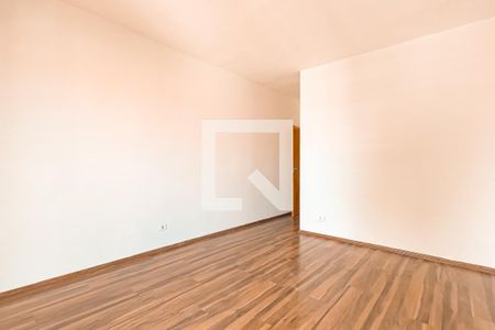 Casa à venda com 180m², 3 quartos e 6 vagasSuíte