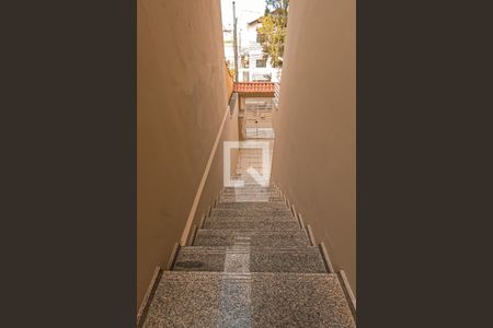 Casa à venda com 180m², 3 quartos e 6 vagasEntrada