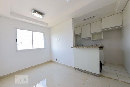 Sala de apartamento para alugar com 2 quartos, 45m² em Jardim Gracinda, Guarulhos