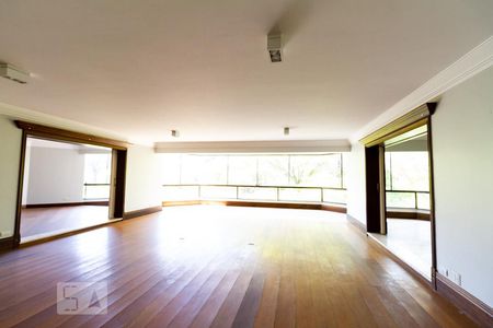 Sala 1 de apartamento à venda com 4 quartos, 500m² em Vila Suzana, São Paulo