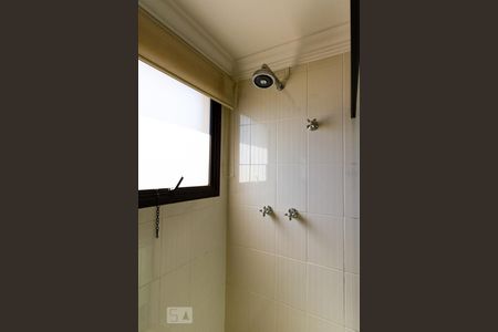 Apartamento à venda com 500m², 4 quartos e 5 vagas Apartamento à venda com 500m², 4 quartos e 5 vagasBanheiro da Suíte 2