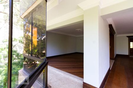 Apartamento à venda com 500m², 4 quartos e 5 vagas Apartamento à venda com 500m², 4 quartos e 5 vagasSala 1