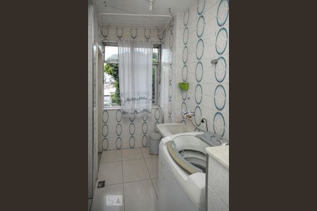 Apartamento à venda com 71m², 2 quartos e 1 vagaÁrea de Serviço