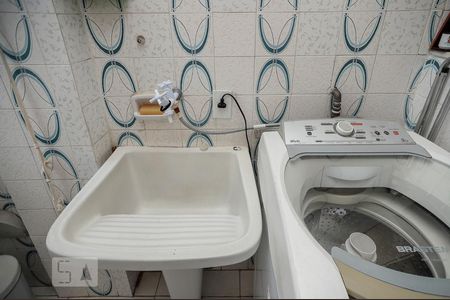 Apartamento à venda com 71m², 2 quartos e 1 vagaÁrea de Serviço