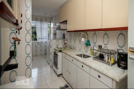 Apartamento à venda com 71m², 2 quartos e 1 vagaCozinha