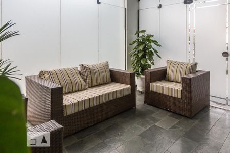 Apartamento para alugar com 28m², 1 quarto e 1 vagaÁrea comum - Salão de festas