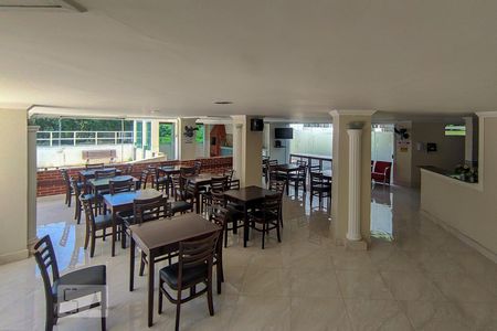 Apartamento para alugar com 52m², 2 quartos e 1 vagaÁrea comum - Salão de festas