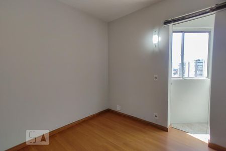 Quarto 1 de apartamento para alugar com 2 quartos, 52m² em Jardim Olympia, São Paulo