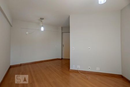 Sala de apartamento para alugar com 2 quartos, 52m² em Jardim Olympia, São Paulo