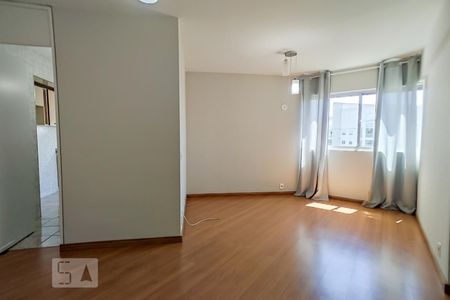 Sala de apartamento para alugar com 2 quartos, 52m² em Jardim Olympia, São Paulo