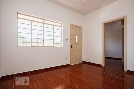 Sala de casa para alugar com 2 quartos, 70m² em Jardim Monte Kemel, São Paulo