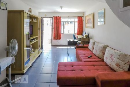 Sala de casa à venda com 2 quartos, 127m² em Vila Caraguatá, São Paulo