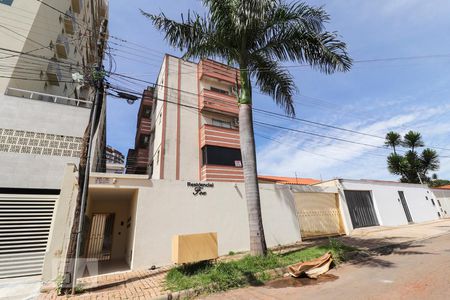 Apartamento para alugar com 61m², 1 quarto e 1 vagaFachada