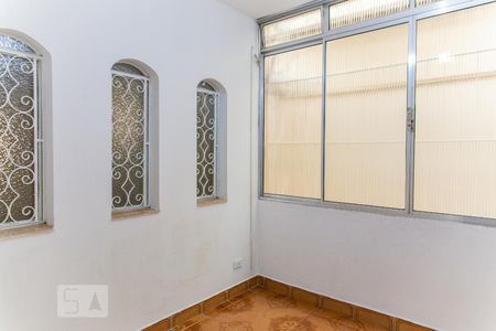 Casa à venda com 220m², 5 quartos e 3 vagasQuarto 4
