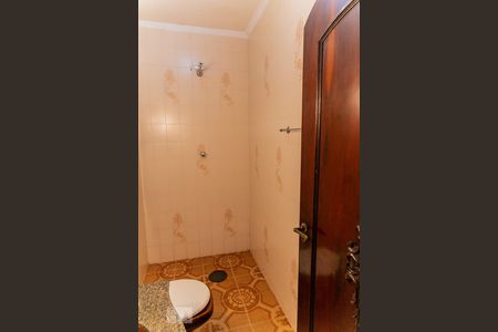 Casa à venda com 220m², 5 quartos e 3 vagasBanheiro 2