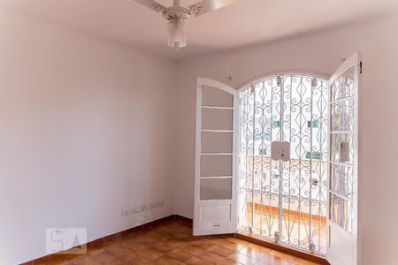 Casa à venda com 220m², 5 quartos e 3 vagasSuíte