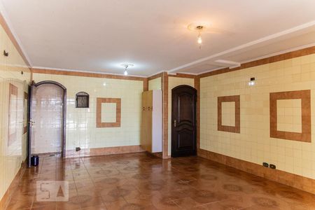 Casa à venda com 220m², 5 quartos e 3 vagasGaragem