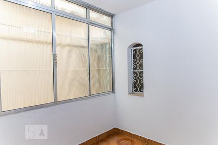 Casa à venda com 220m², 5 quartos e 3 vagasQuarto 4
