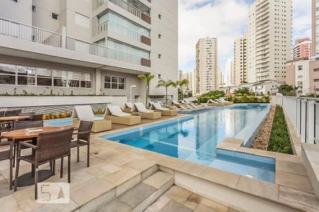 Apartamento para alugar com 68m², 1 quarto e 2 vagas Apartamento para alugar com 68m², 1 quarto e 2 vagasÁrea comum - Piscina