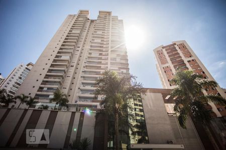Apartamento para alugar com 68m², 1 quarto e 2 vagas Apartamento para alugar com 68m², 1 quarto e 2 vagasFachada