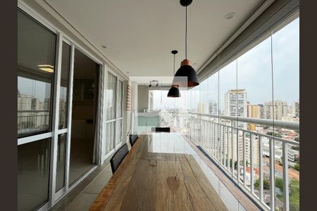 Varanda de apartamento para alugar com 1 quarto, 68m² em Chácara Inglesa, São Paulo