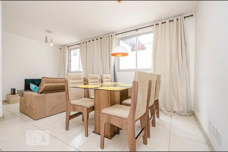 Sala de apartamento para alugar com 3 quartos, 79m² em Jardim América, Belo Horizonte