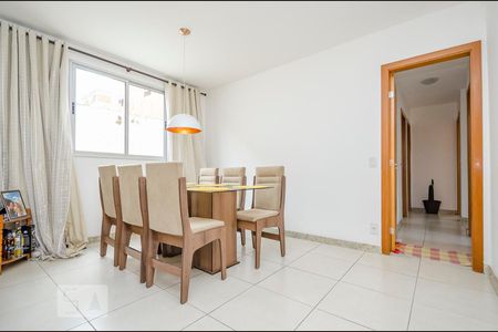 Sala de apartamento para alugar com 3 quartos, 79m² em Jardim América, Belo Horizonte